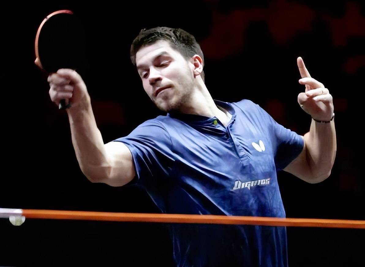 CS2选手爆冷获胜,专家预测失准 CS2选手爆冷获胜,专家预测失准