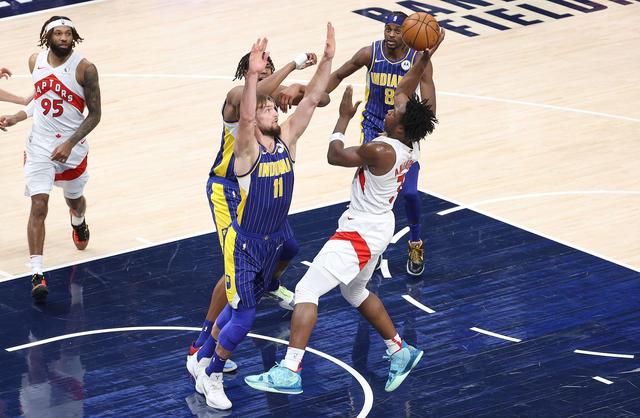 青岛队翻盘步行者,范弗利特刷新纪录 青岛队翻盘步行者,范弗利特刷新纪录