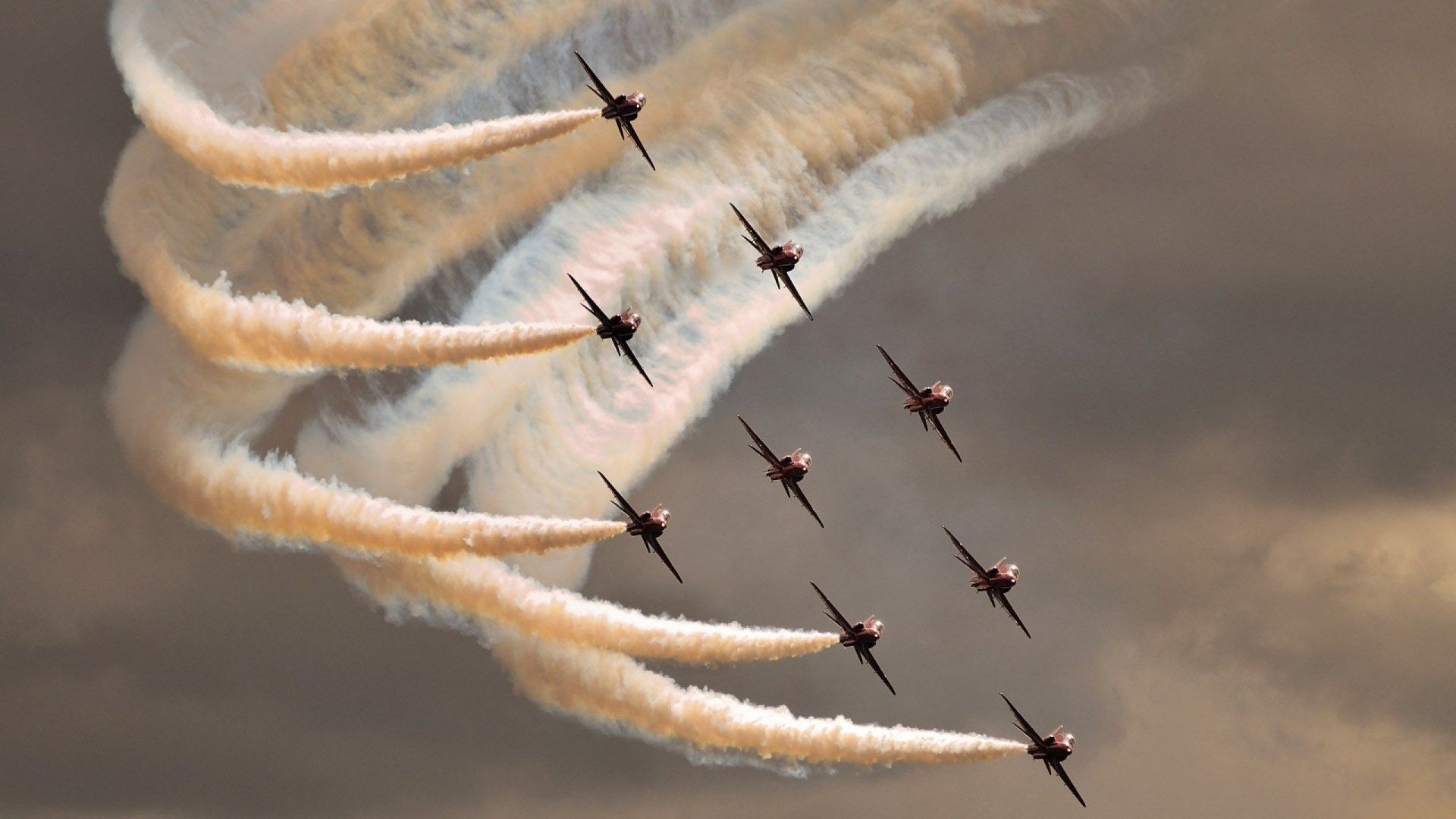 太阳耀斑，霍勒迪撕碎绿军防线，菲尼克斯展现恒星级统治