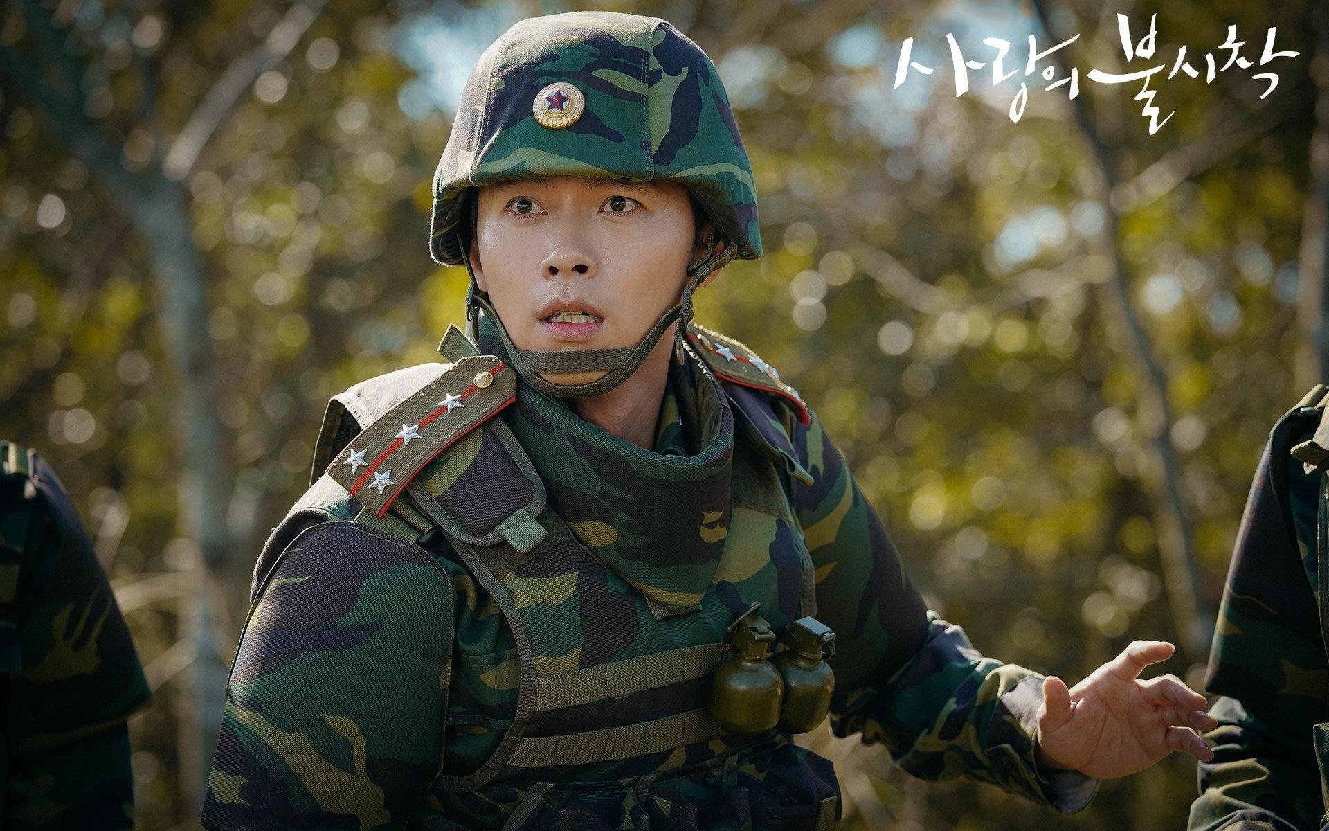 雷霆击穿云霄巅,布克神光破长夜