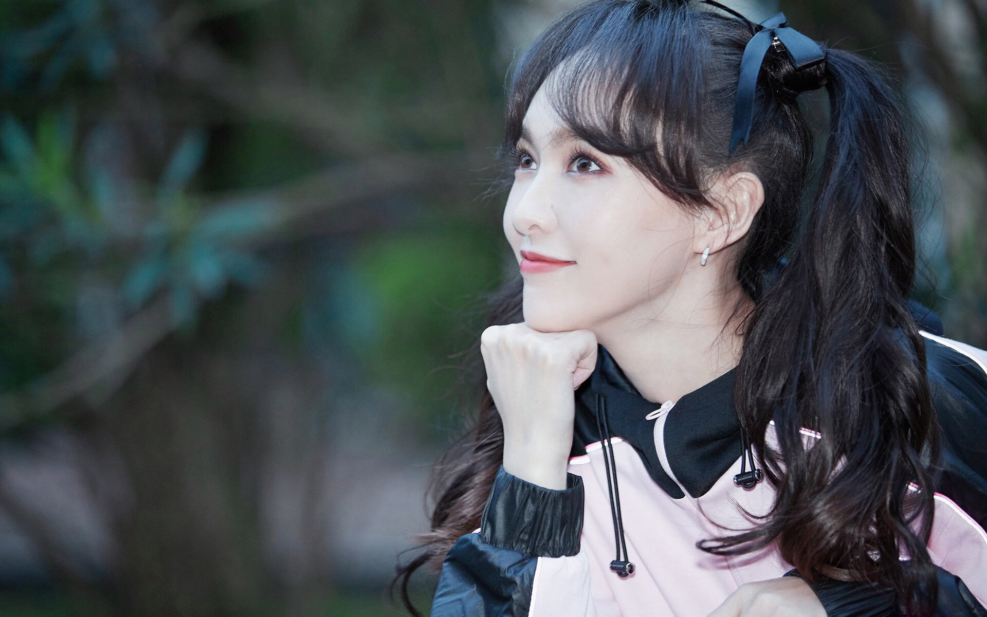 凤凰城新王加冕夜!布克50分+绝命助攻撕碎马刺铁壁